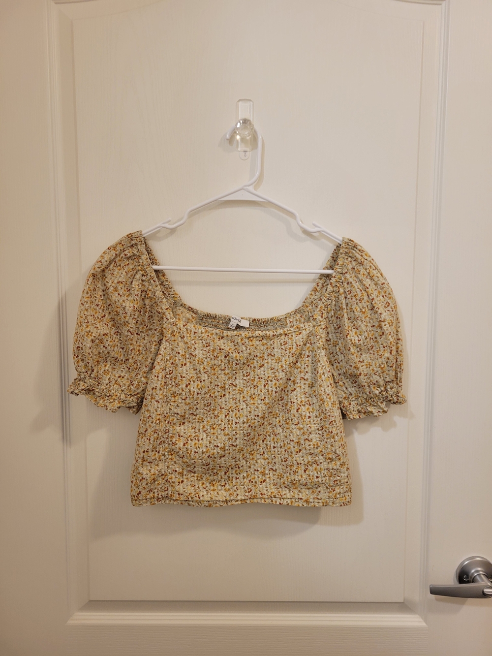 Madewell Cream Floral Smocked Puff-Sleeve Crop Top